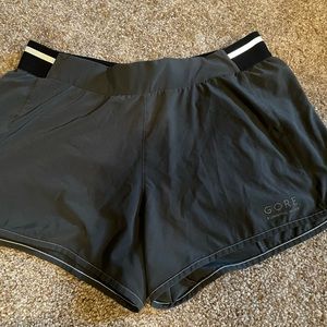 Gore women’s large running shorts